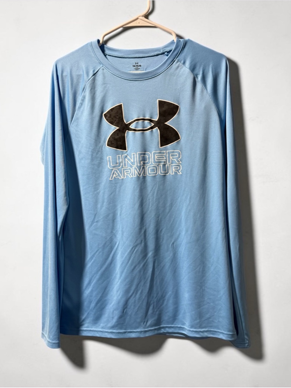 Under Armour Boys Youth XL Long-Sleeve Performance Shirt - Light Blue